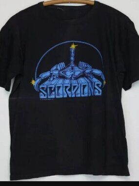 Vintage 80s Rock Band Style T-shirt Retro Scorpion Graphic Tee Heavy Metal Outfi